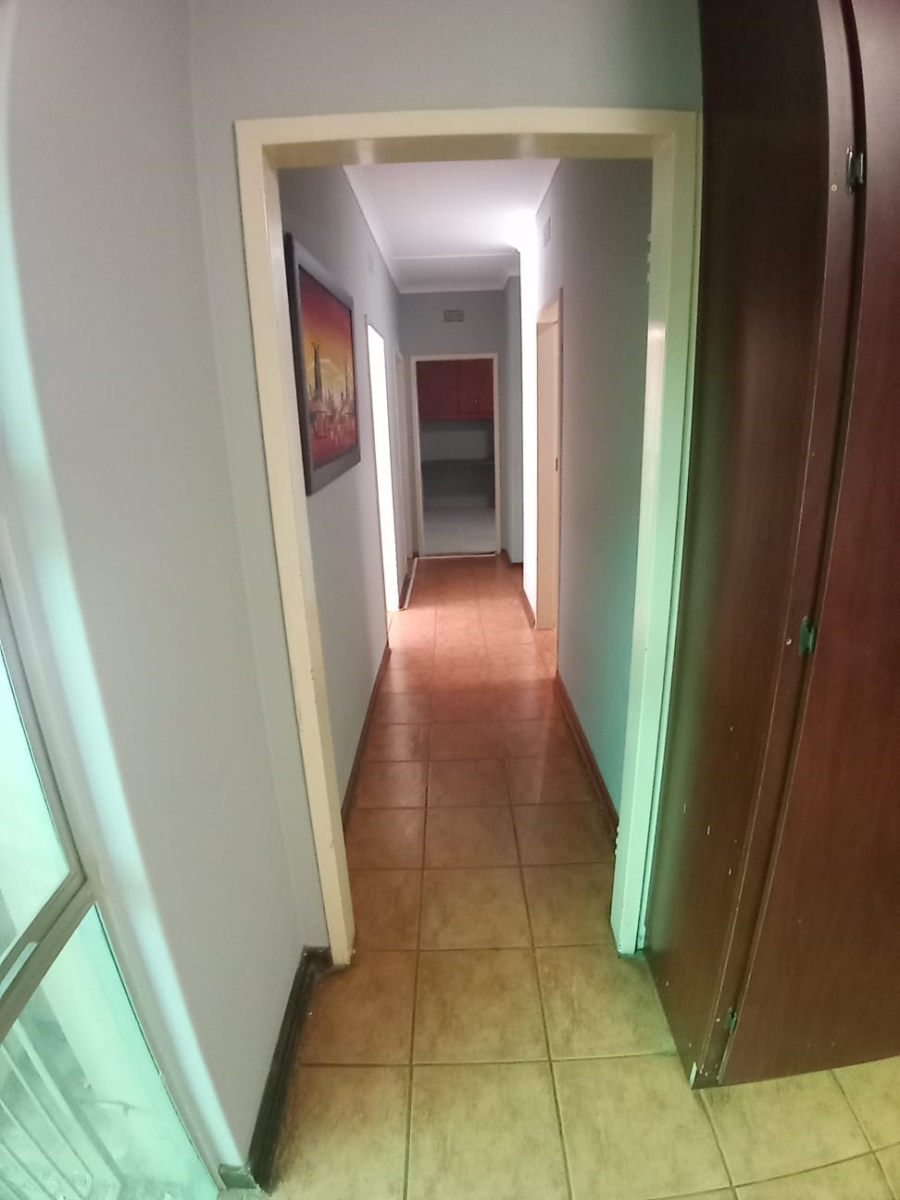 5 Bedroom Property for Sale in Protea Park North West